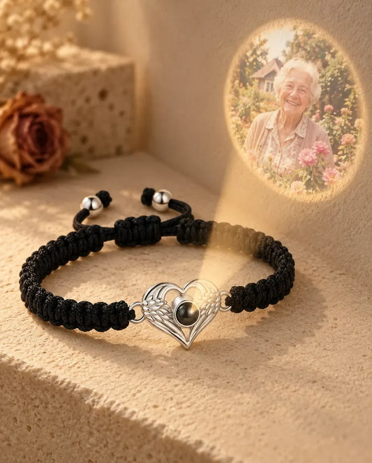 Armband mit Foto im Stein - projiziert das verborgene Foto an die Wand