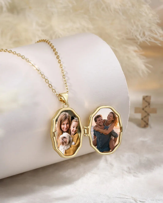 Personalisierte Kreuz-Medaillon-Kette mit 2 Fotos – Emaille in Weiß, Schwarz oder Rot, goldfarben, Geschenk zu Taufe & Kommunion