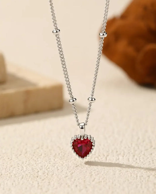 Rote Zirkonia Herz Kette – Anhänger 5 mm mit Perlrand-Fassung, aus 925 Sterlingsilber, Kugelkette 40+5 cm